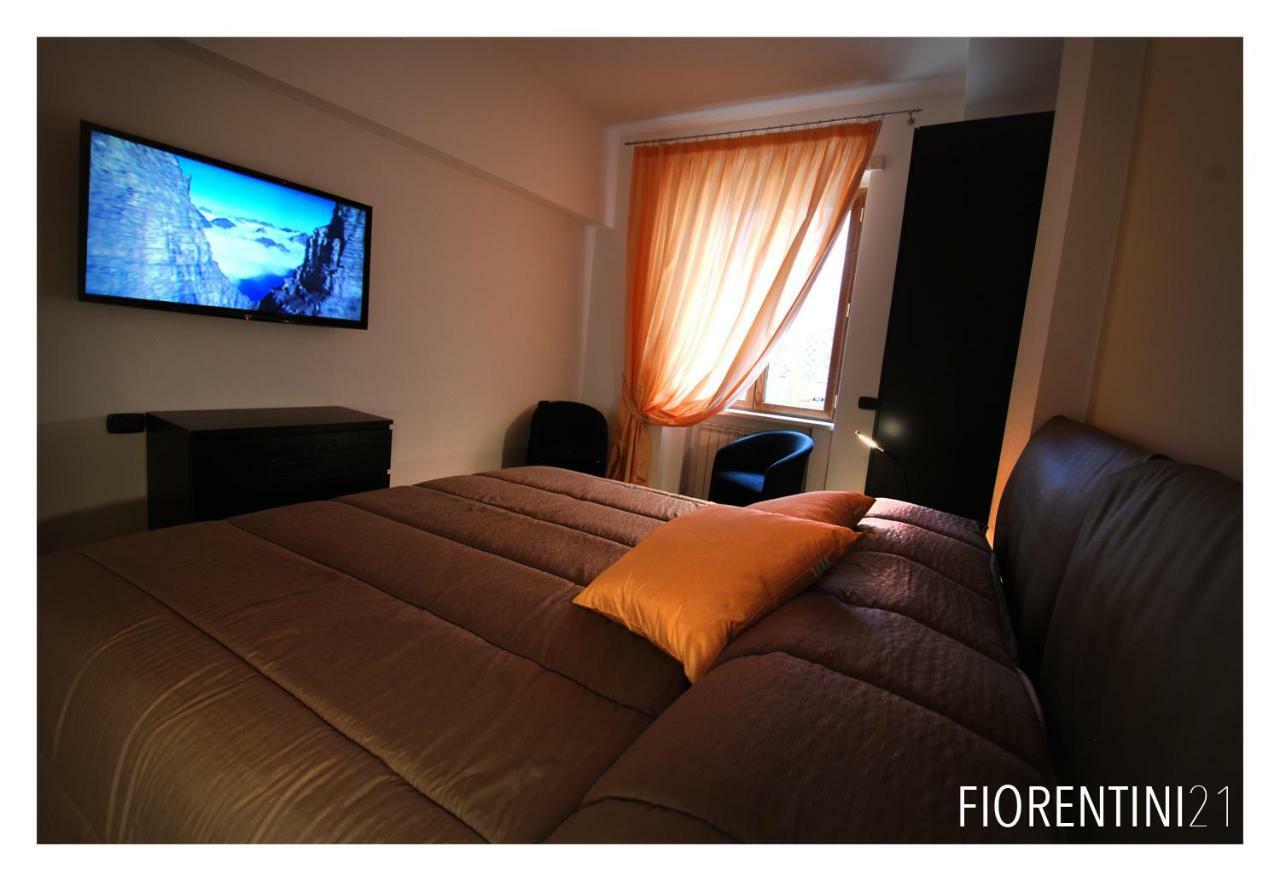 Fiorentini21 * Naples